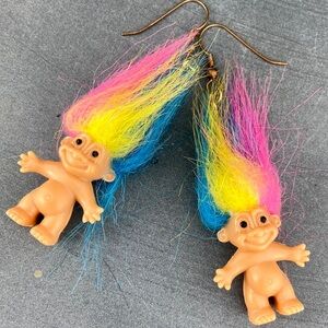 VINTAGE 🌸 90s Rainbow Troll Doll Drop Earrings Russ Toys Trolls Colorful